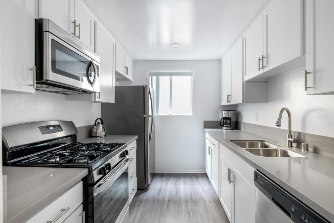 Dapper Weho 1br Nr Groceries Shopping Lax-386 Apartment
